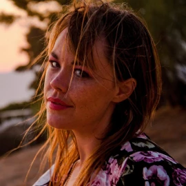 Photo of Diana Losen