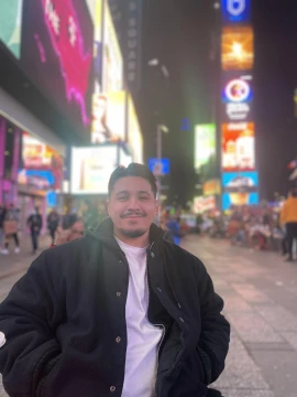 Photo of Andrey Aripez