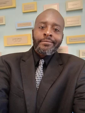 Photo of Arthur Earl