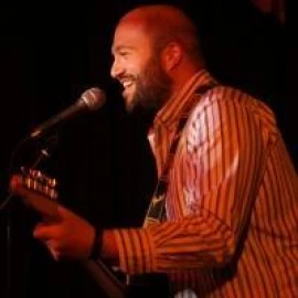 Photo of Ashley Frieze