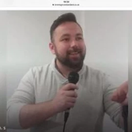 Photo of Craig Dixon