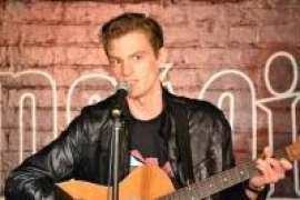 Photo of Darren Douglas