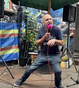 Photo of Darren Hoskins