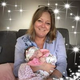 Photo of Julie Kheng