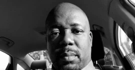 Photo of Kermit Komedian Hawthorne