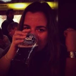 Photo of Lisa Delmoitiez