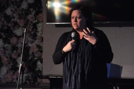 Photo of Lucy Holbrook