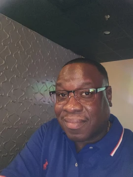 Photo of Piperthecomedian