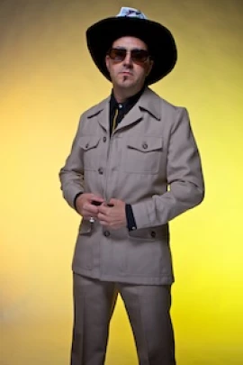 Photo of Simon Western