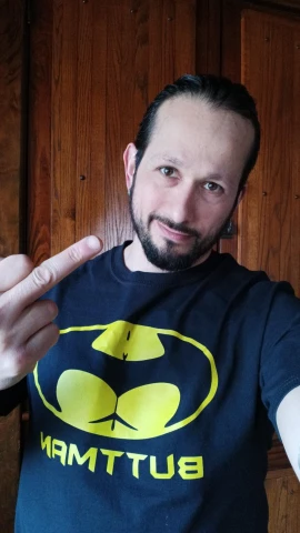 Photo of Swan Guernica