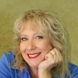 Photo of Tracy Wallace